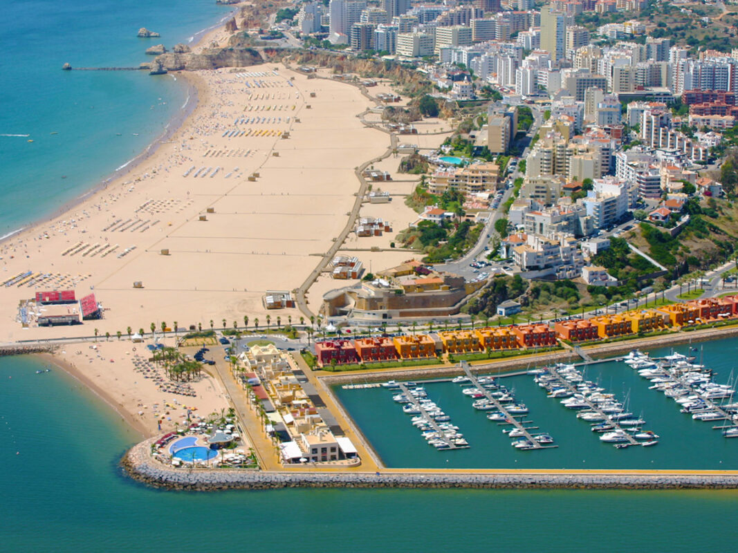 5bc46433c6e25873786459